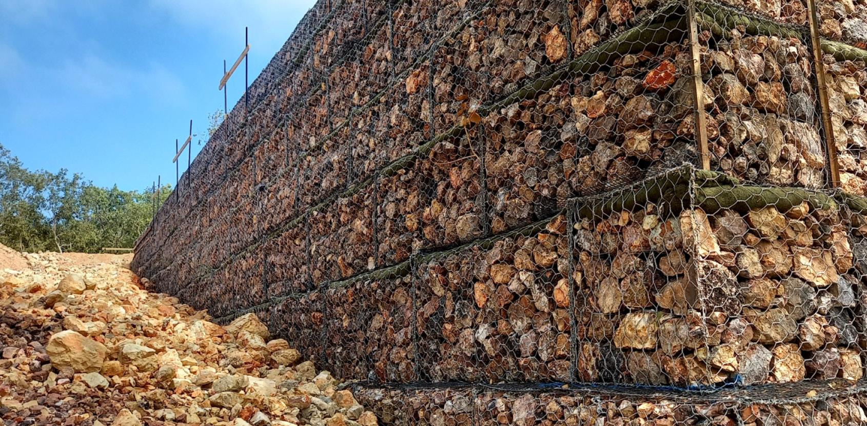 constructing-a-gabion-retaining-wall-at-port-moresby-case-study-0523-img1